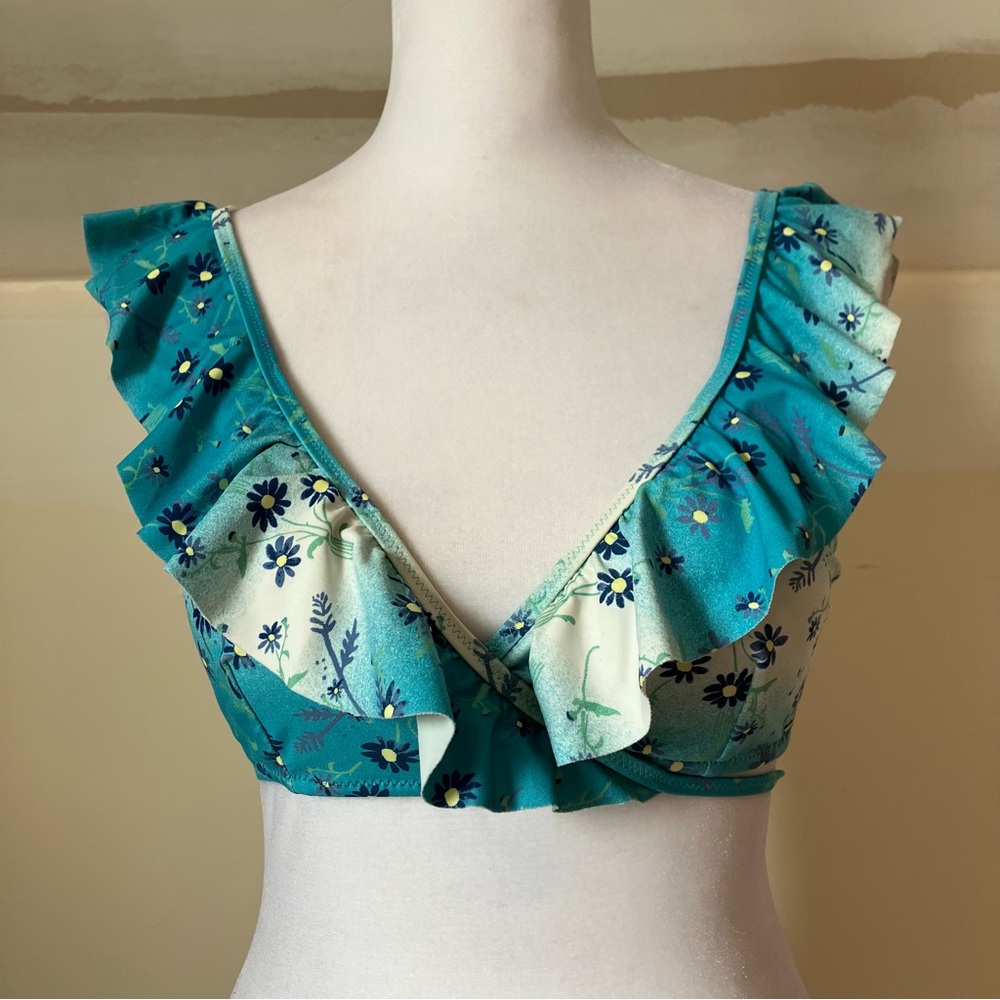 Aerie Blue Floral Printed Ruffle Wrap Bikini Set in Tidal Blue size Small - Picture 8 of 11
